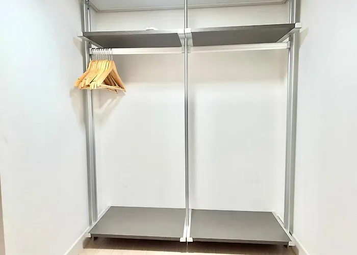 홍대 럭셔리 *
